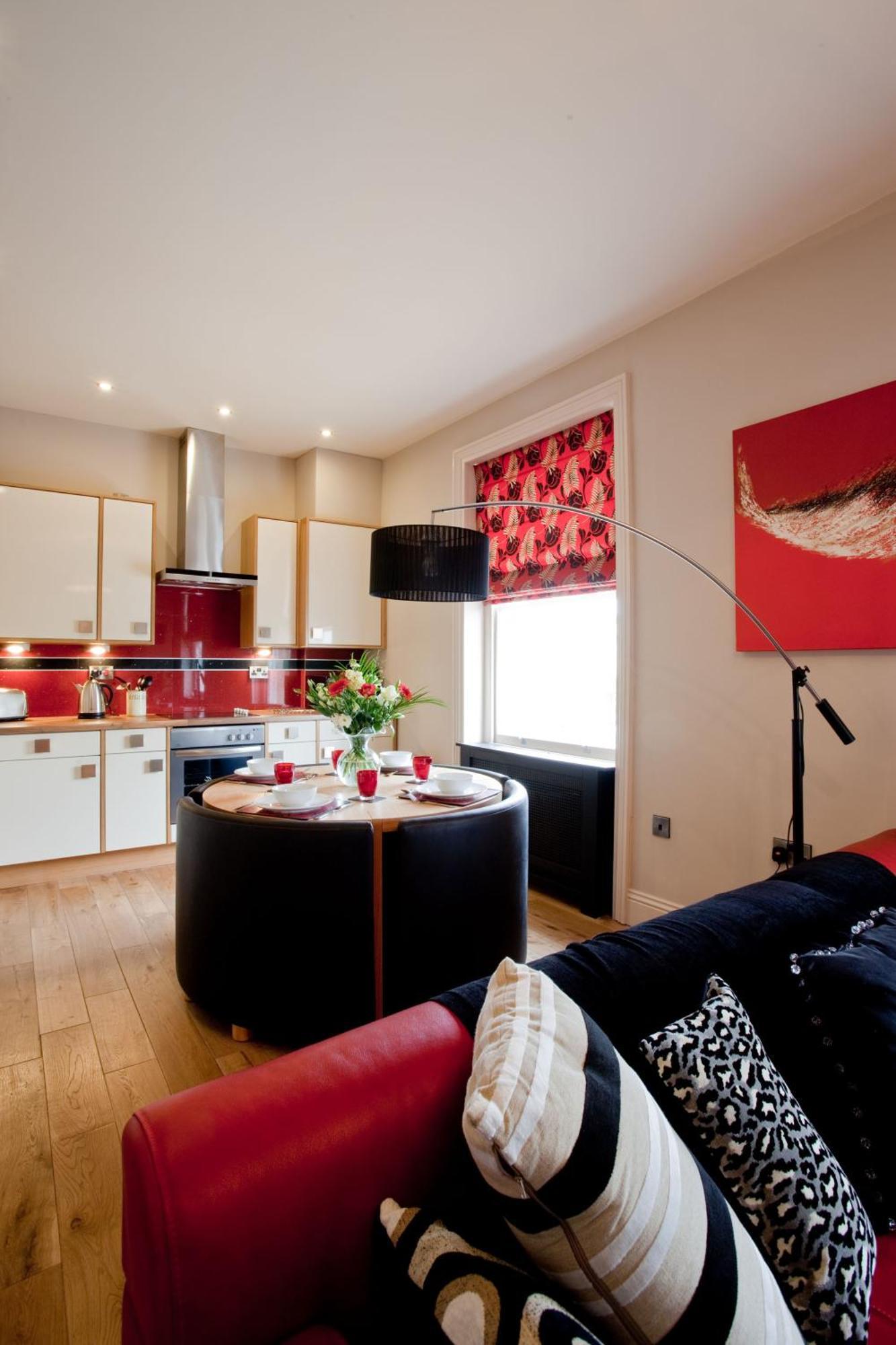 Portland Apartments Cheltenham Bagian luar foto