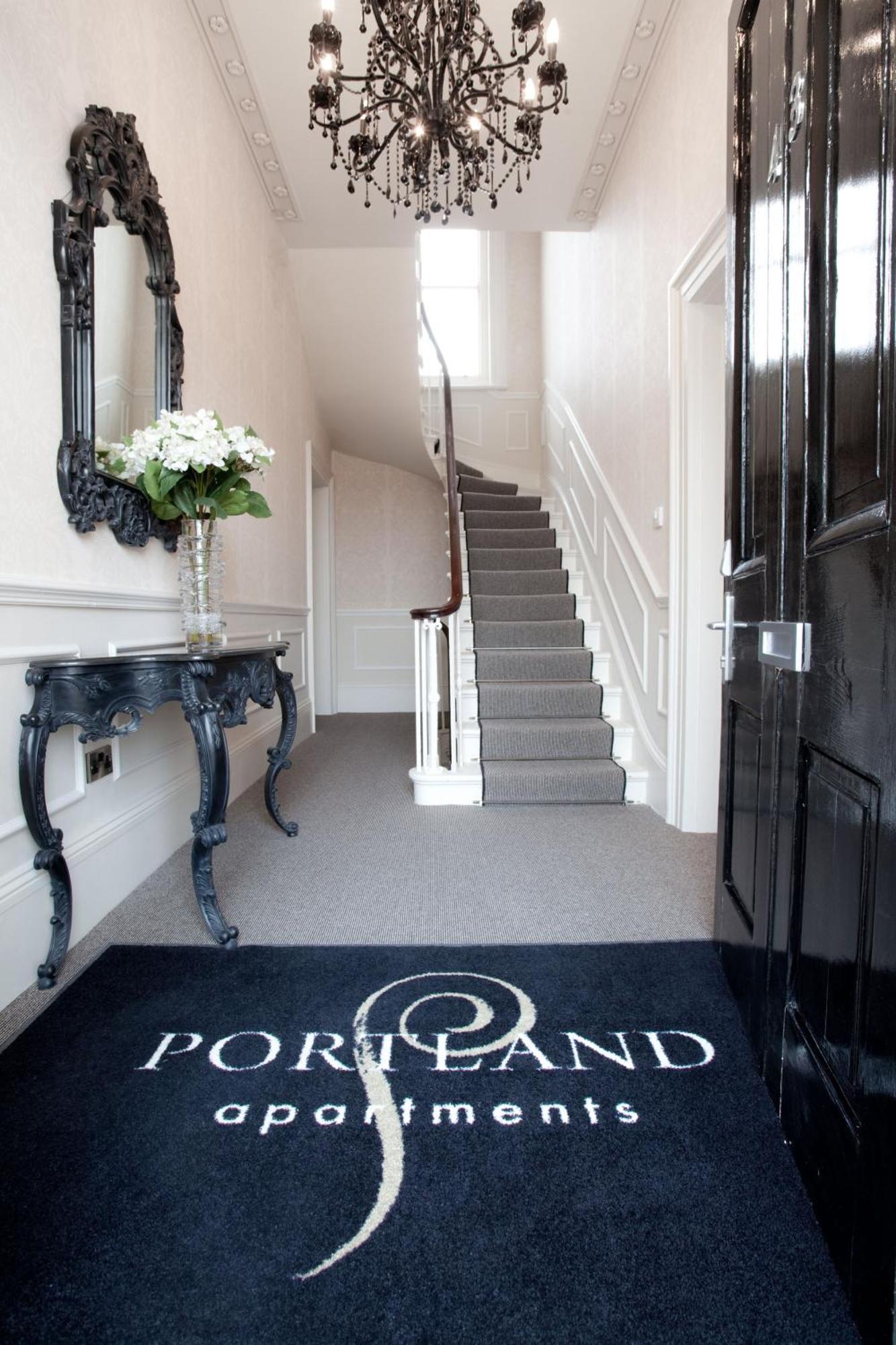 Portland Apartments Cheltenham Bagian luar foto