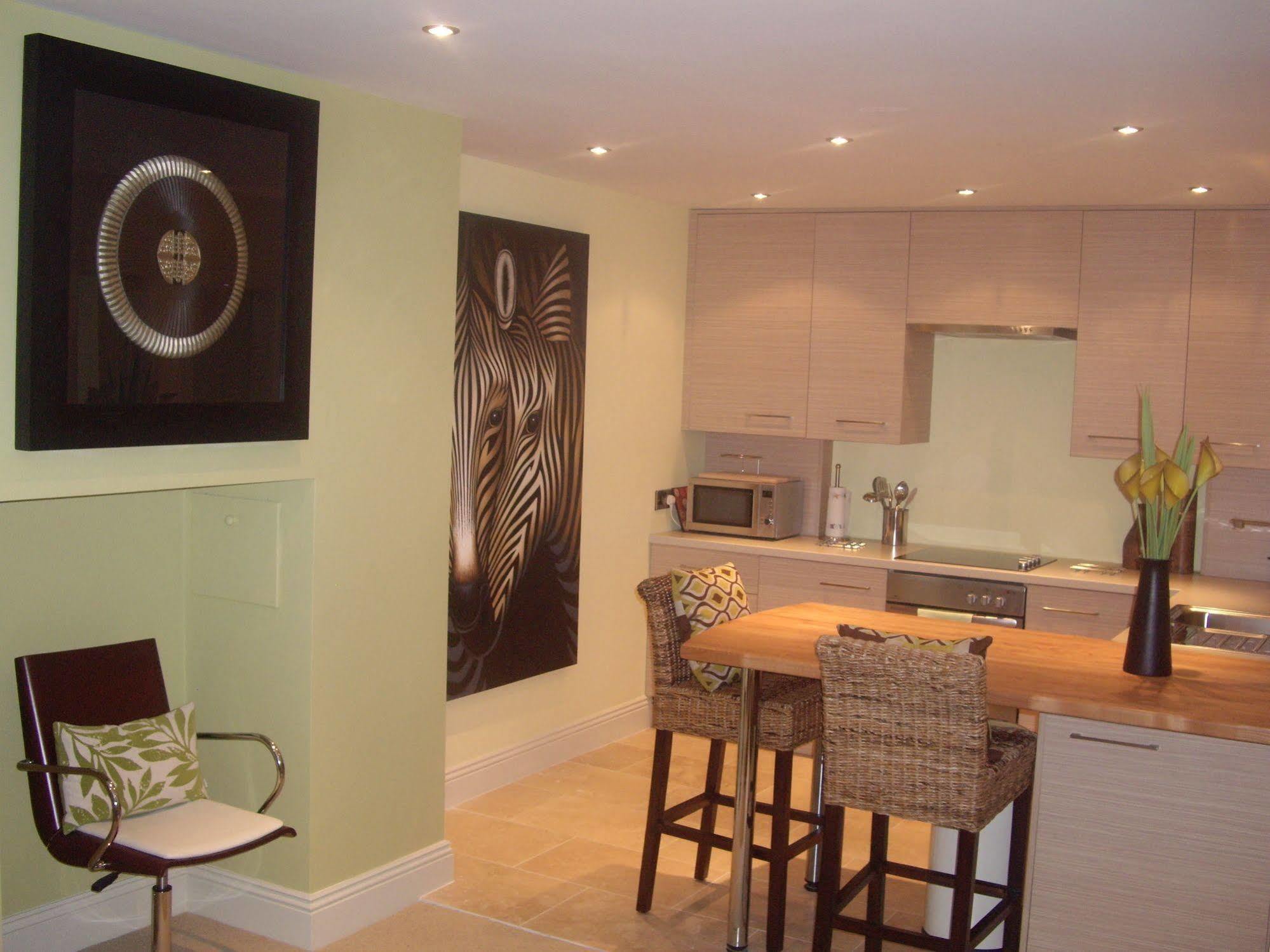 Portland Apartments Cheltenham Bagian luar foto