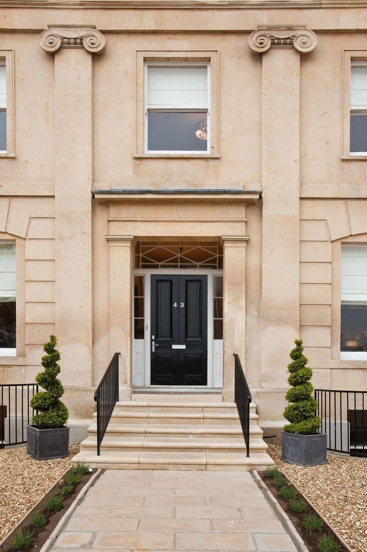 Portland Apartments Cheltenham Bagian luar foto